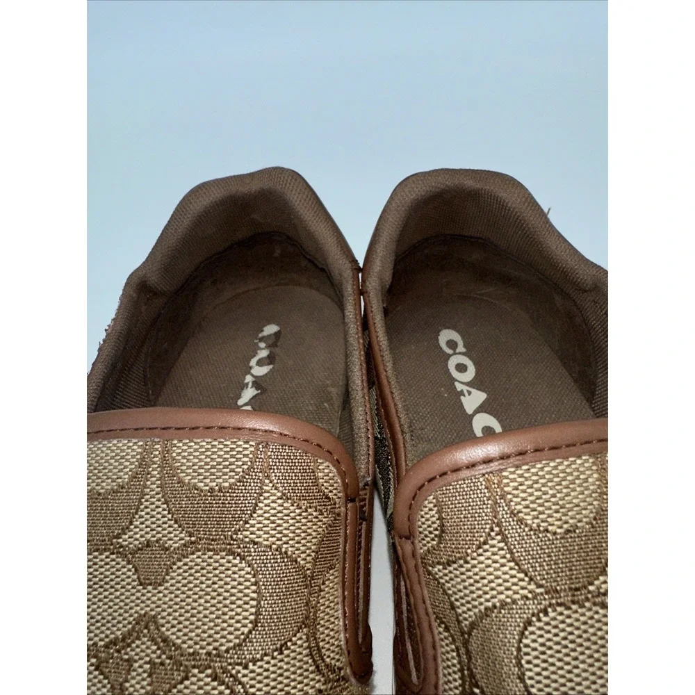 COACH Wells Ladies Slip on Sneaker 9.5B Khaki Saddle Trim Signature Jacquard - Picture 8 of 10